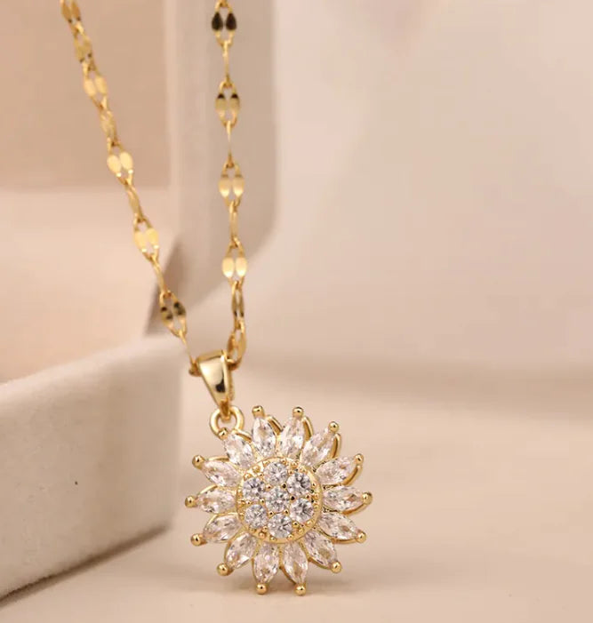 Elegant Sunflower Necklace