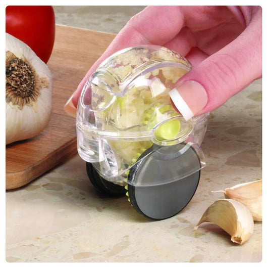 Simple-to-Use Rolling Garlic Chopper